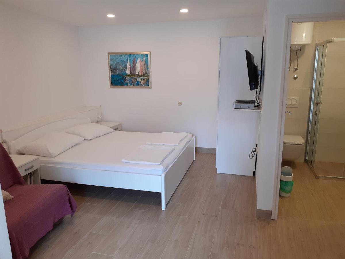 Apartments Haracic フヴァル エクステリア 写真